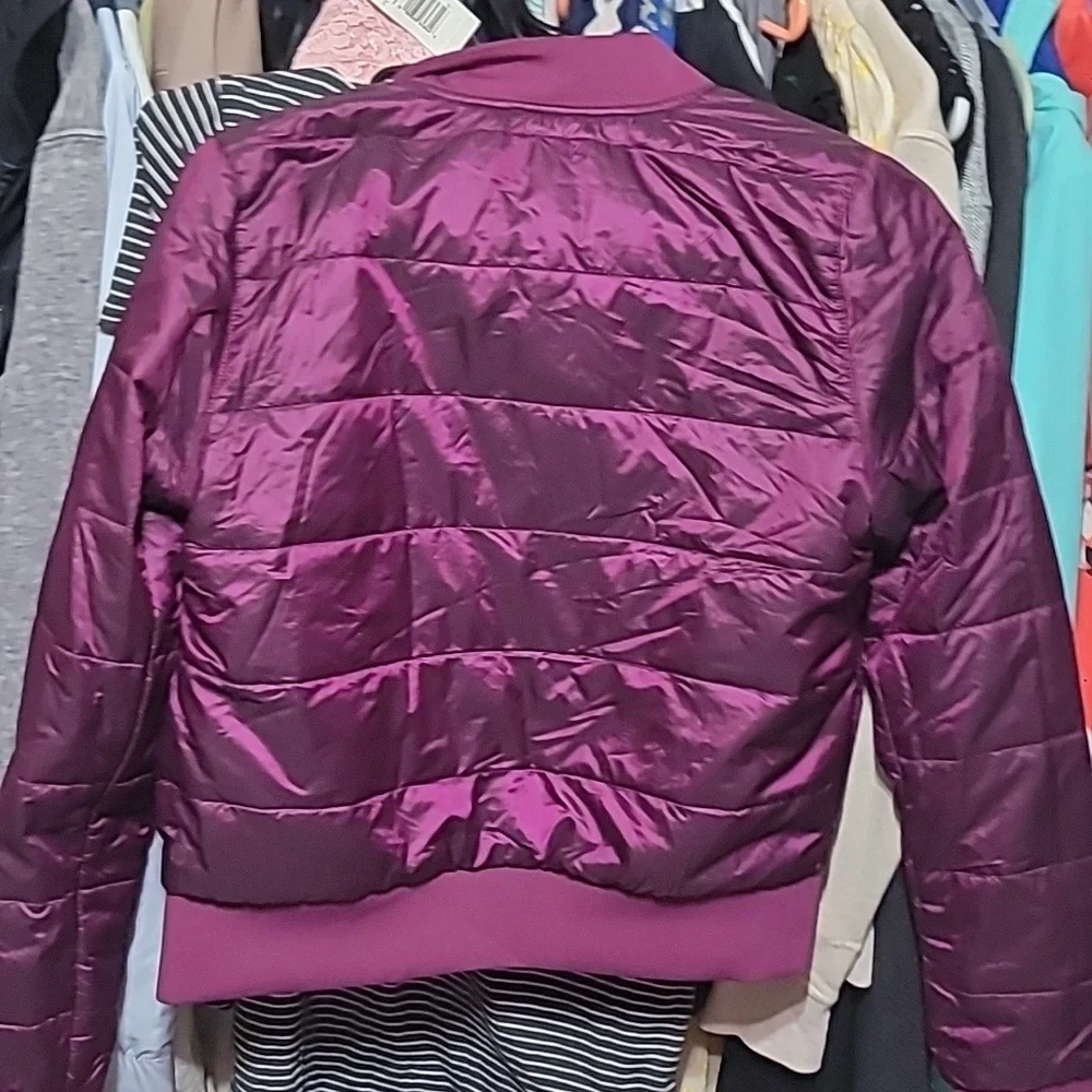 Lululemon Non-Stop Bomber Reversible Redwood/So Merlot Size 4 - Picture 10 of 10